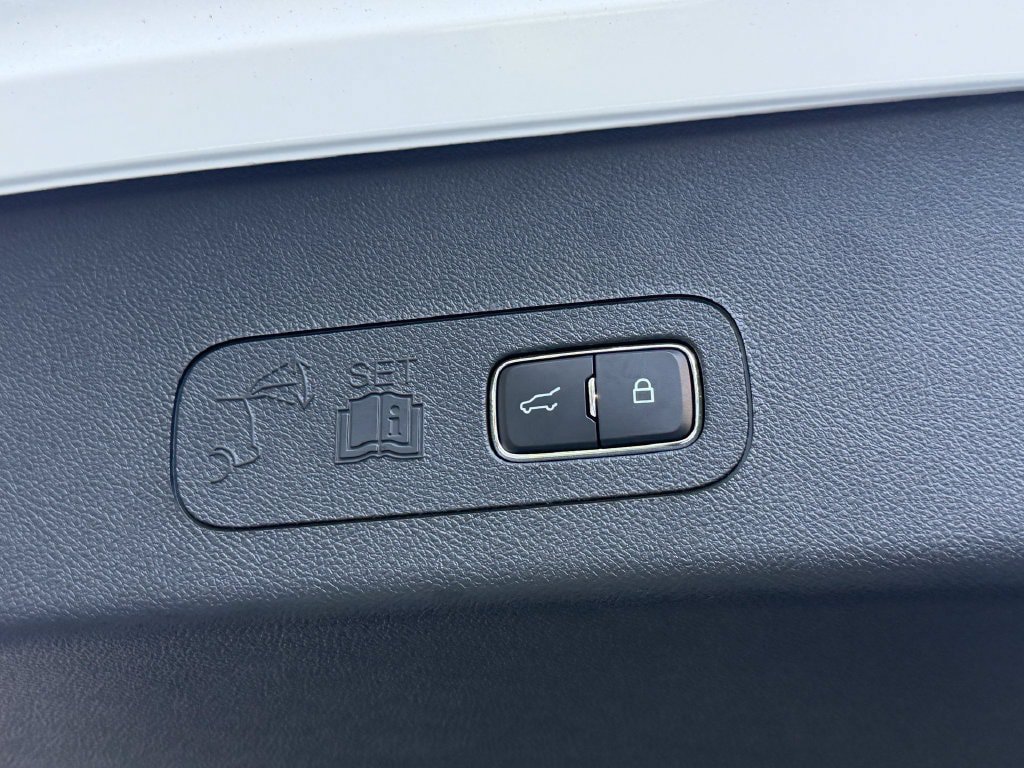 New 2026 Lincoln Aviator Reserve AWD/4WD image 19