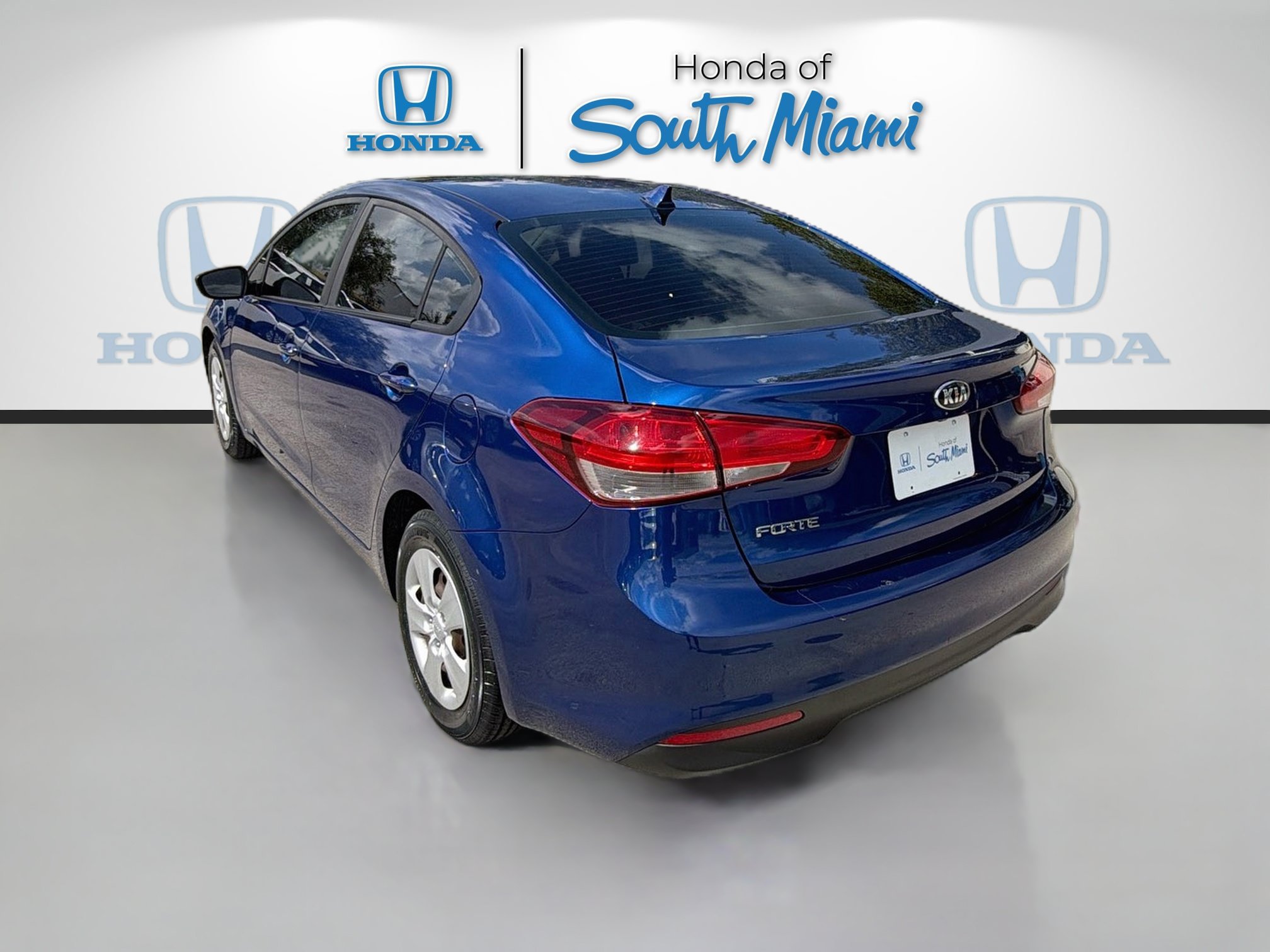 Used 2018 Kia Forte LX w/ LX Rear Camera Package FWD image 5