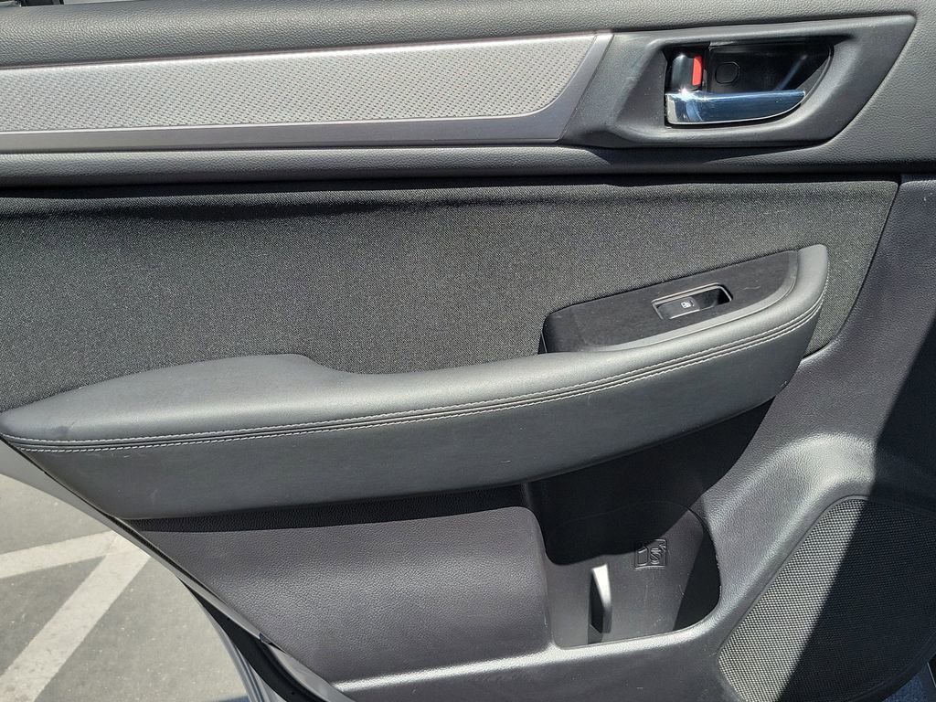 Used 2016 Subaru Outback 2.5i Premium image 15