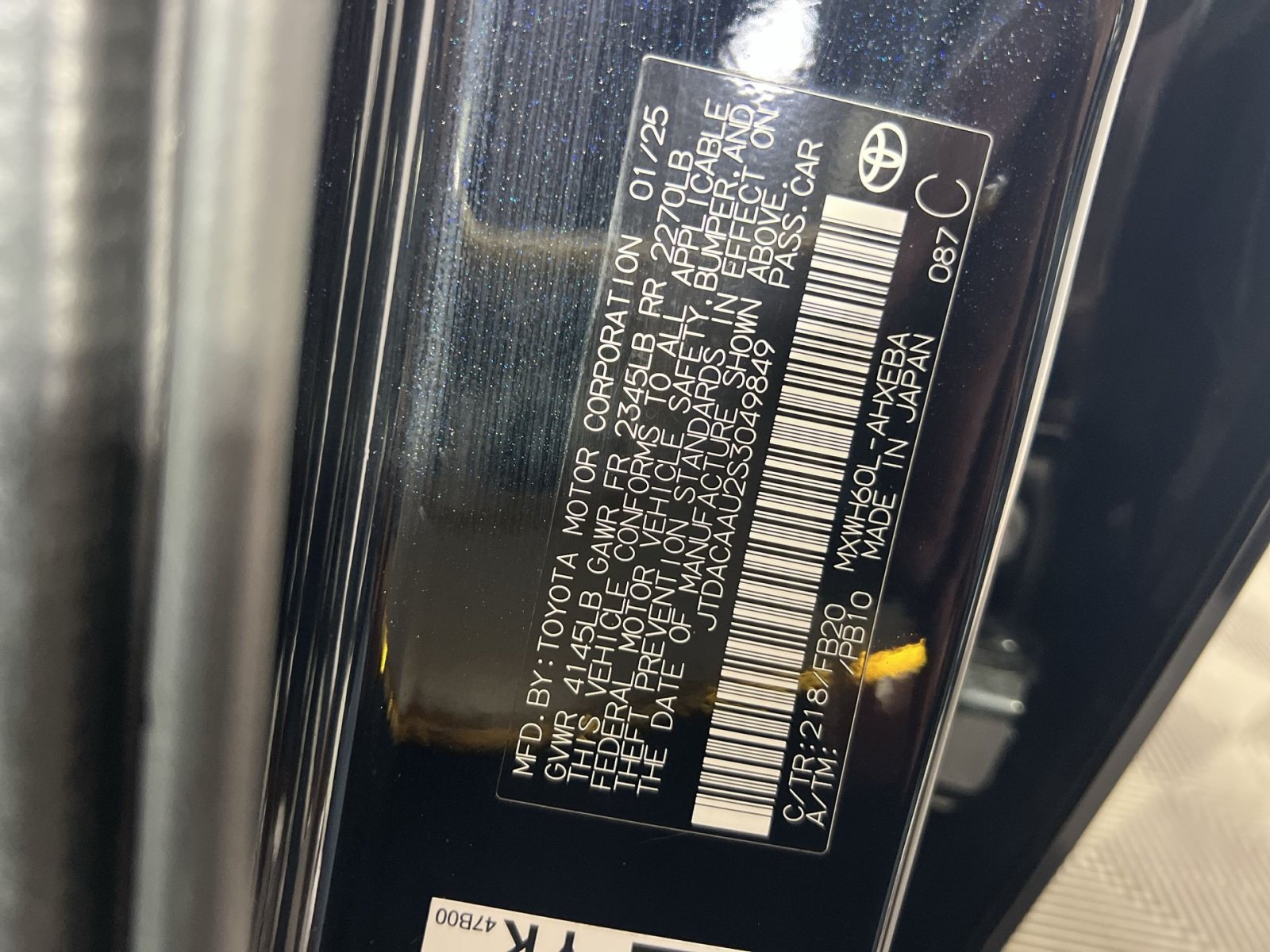 Used 2025 Toyota Prius LE FWD image 30