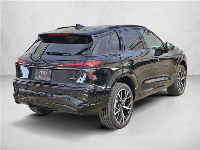 New 2026 Audi Q3 quattro 2.0T AWD/4WD image 5
