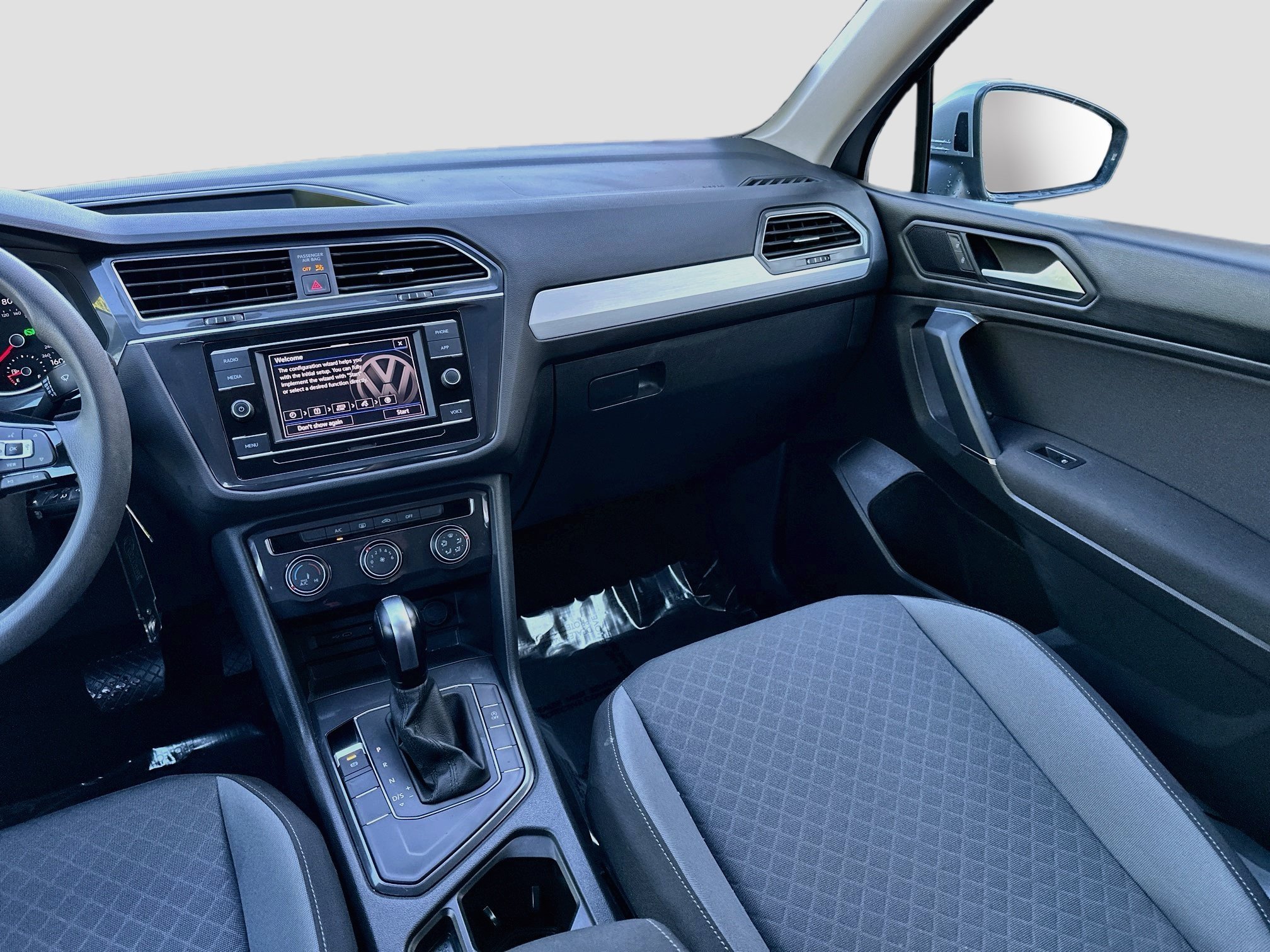 Used 2020 Volkswagen Tiguan S FWD image 19