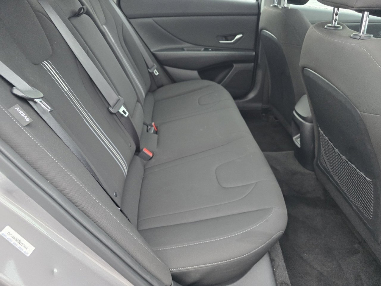 Used 2025 Hyundai Elantra SEL image 18