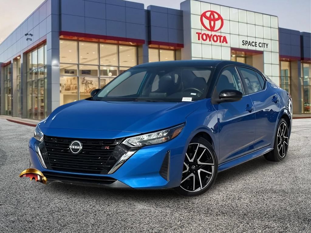 Used 2025 Nissan Sentra SR FWD video 2