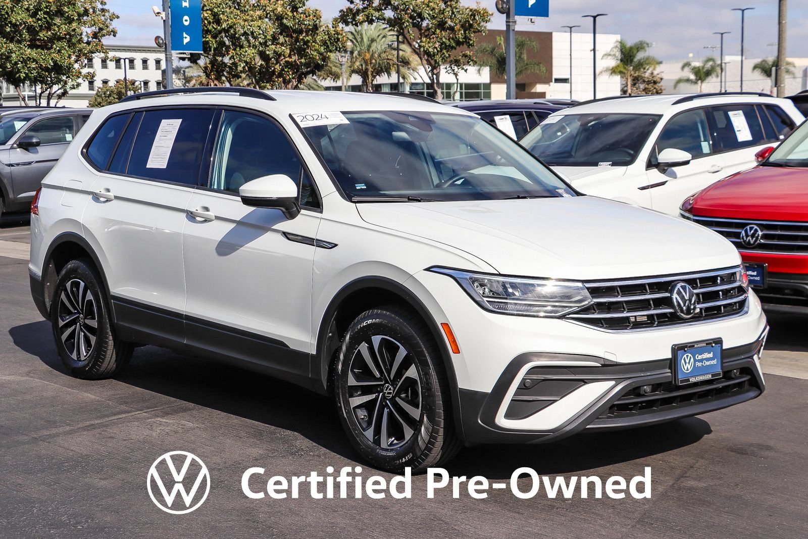 Used 2024 Volkswagen Tiguan S FWD image 4