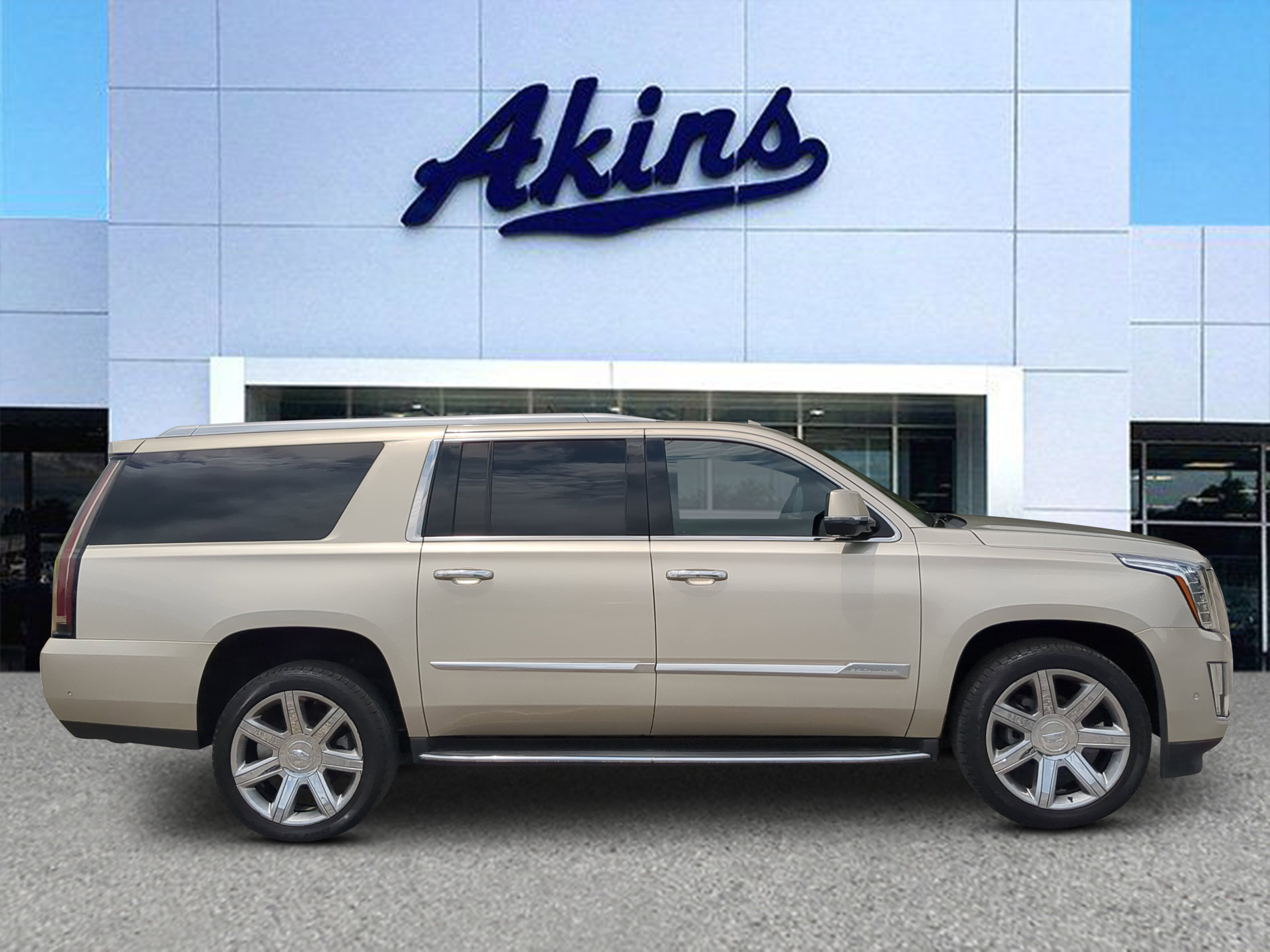 Used 2017 Cadillac Escalade ESV Luxury RWD video 1
