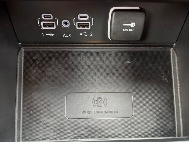 Used 2023 Jeep Grand Cherokee Altitude AWD/4WD image 59