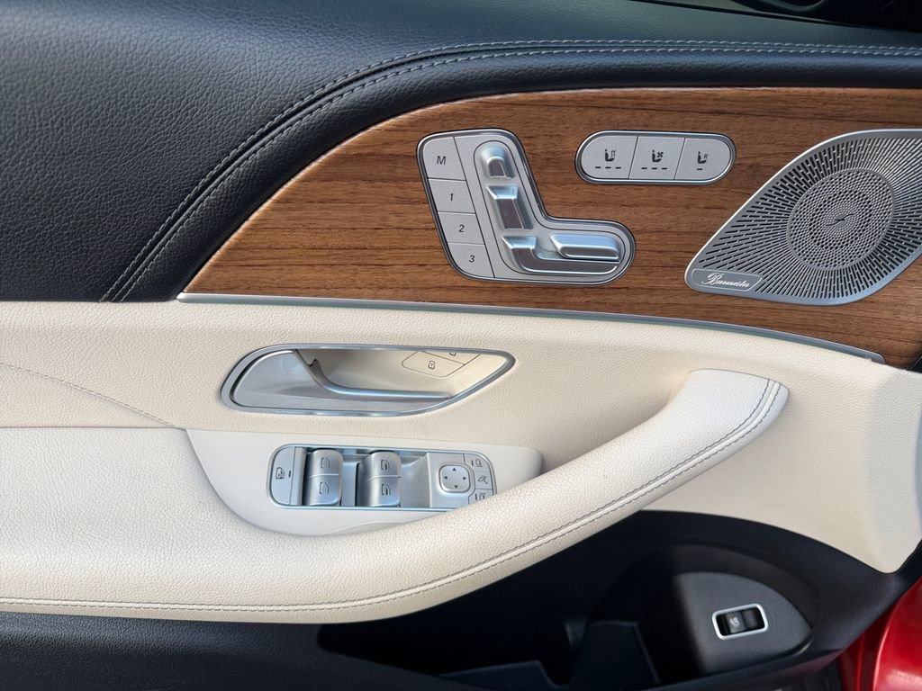 Certified 2023 Mercedes-Benz GLS 580 4MATIC image 16