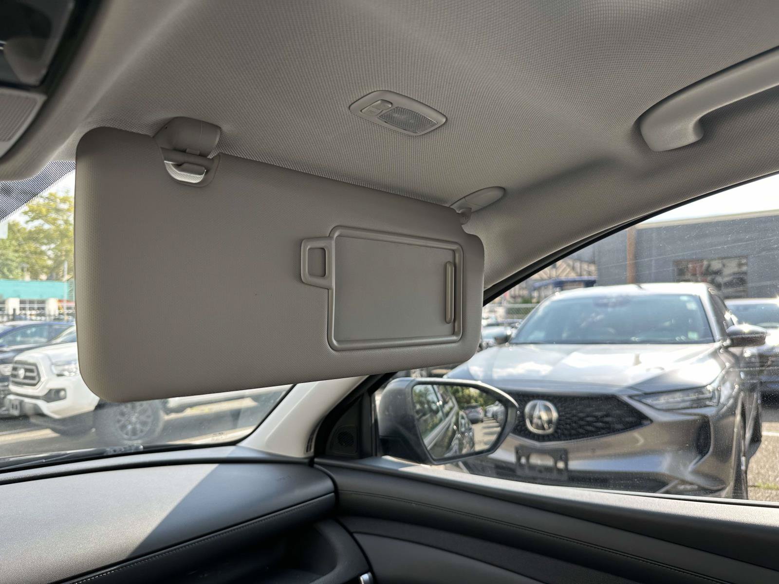 Used 2025 Hyundai Tucson Limited AWD/4WD image 37