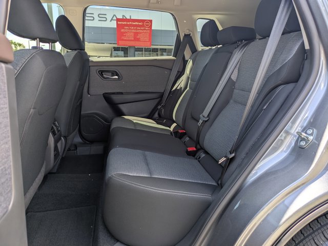 Certified 2023 Nissan Rogue SV image 14
