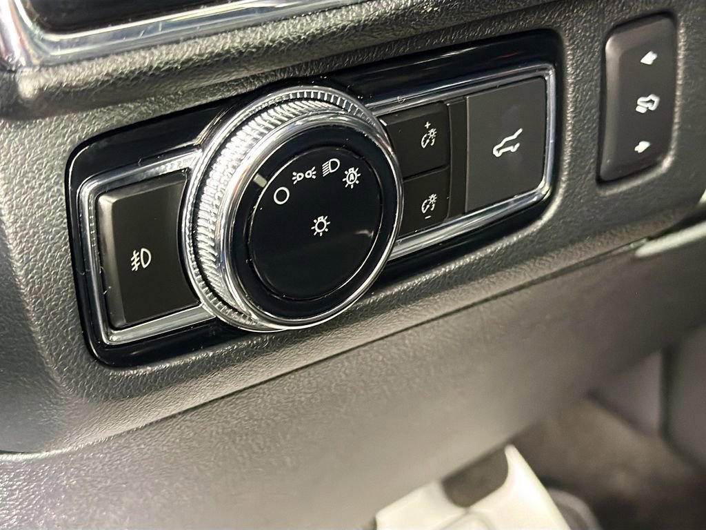 Used 2020 Lincoln Navigator Reserve w/ Equipment Group 208A image 10