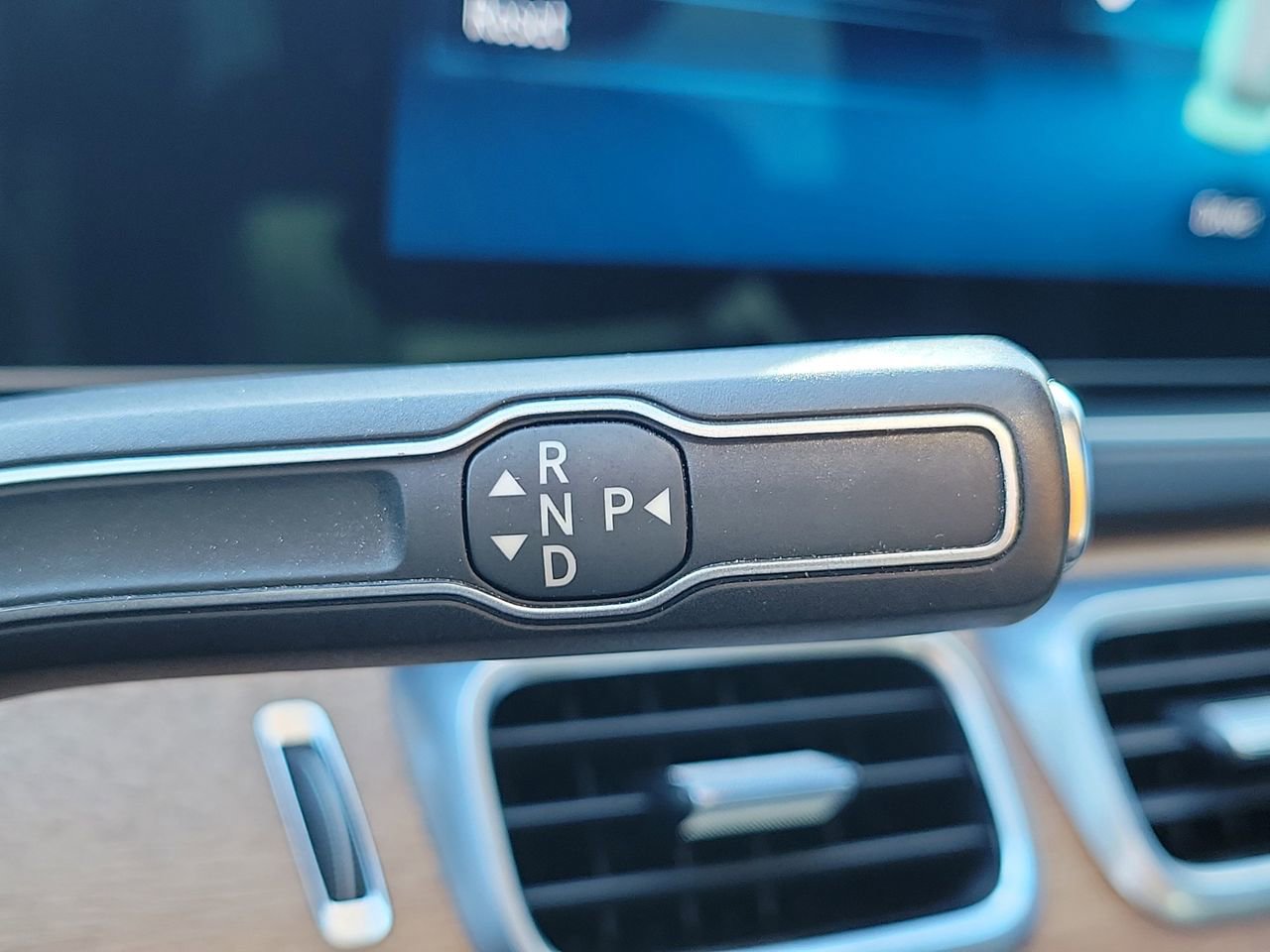 Certified 2022 Mercedes-Benz GLS 450 4MATIC image 33