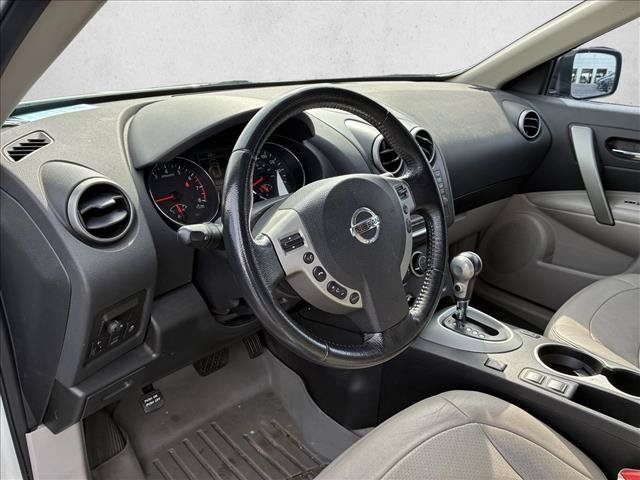 Used 2013 Nissan Rogue SL AWD/4WD image 10