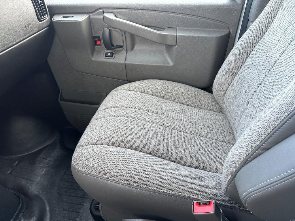 New 2024 GMC Savana 3500 w/ Power Convenience Package RWD image 12