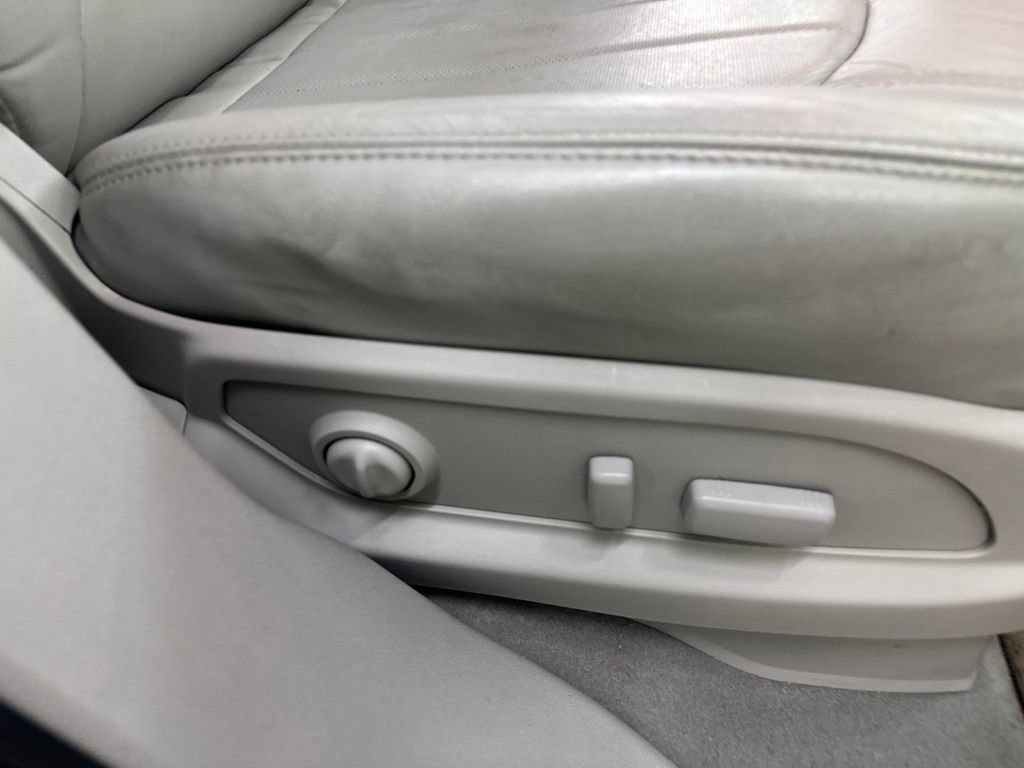 Used 2012 Buick Enclave Premium w/ Trailering Provision Package AWD/4WD image 21