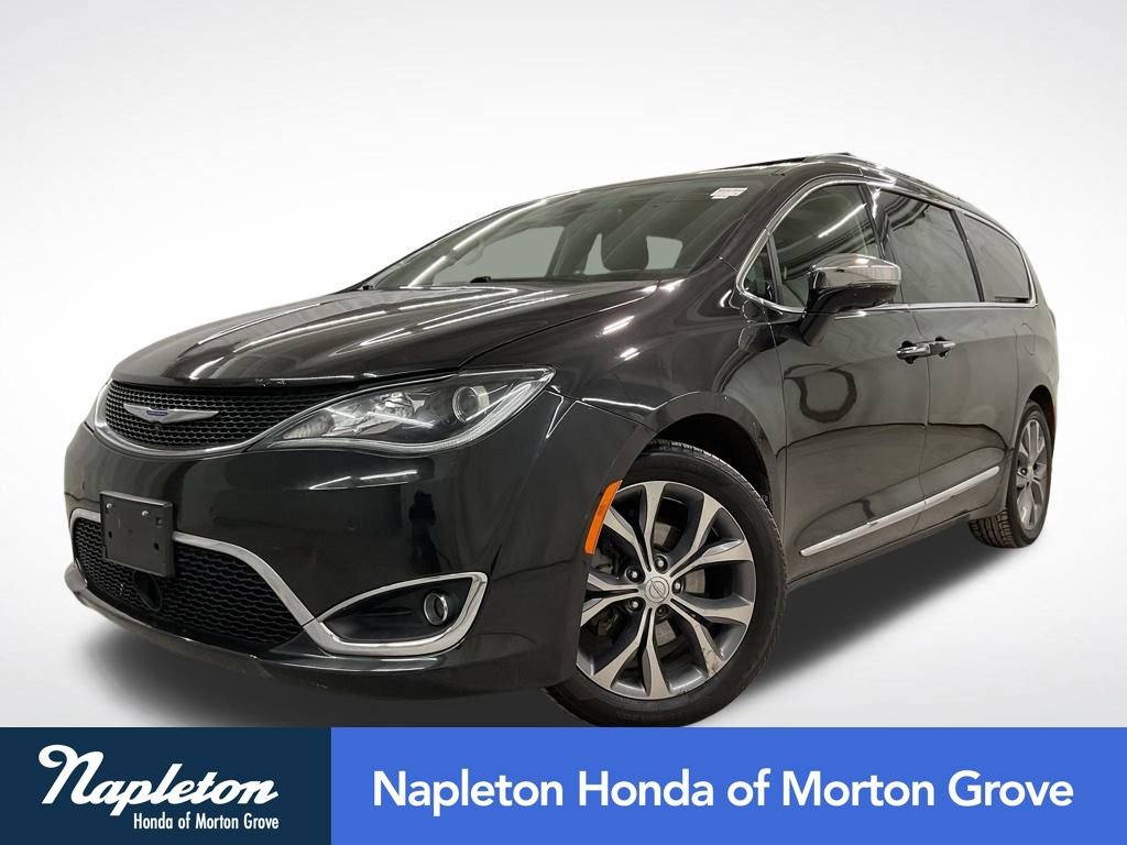 Used 2018 Chrysler Pacifica Limited w/ Tire & Wheel Group image 1