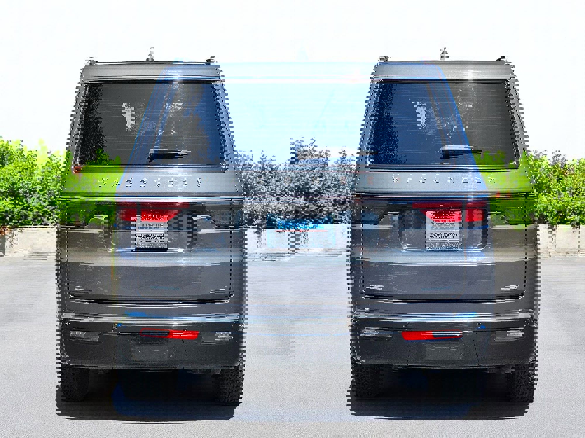 Used 2022 Jeep Wagoneer Series I image 4