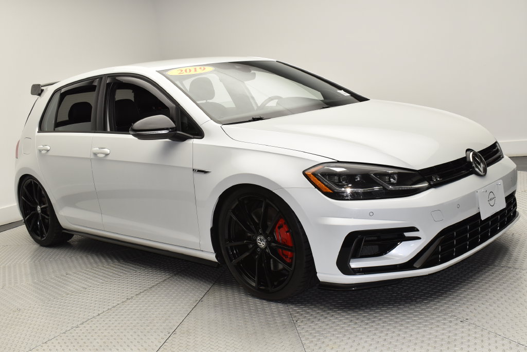 Used 2019 Volkswagen Golf R 4-Door AWD/4WD image 3