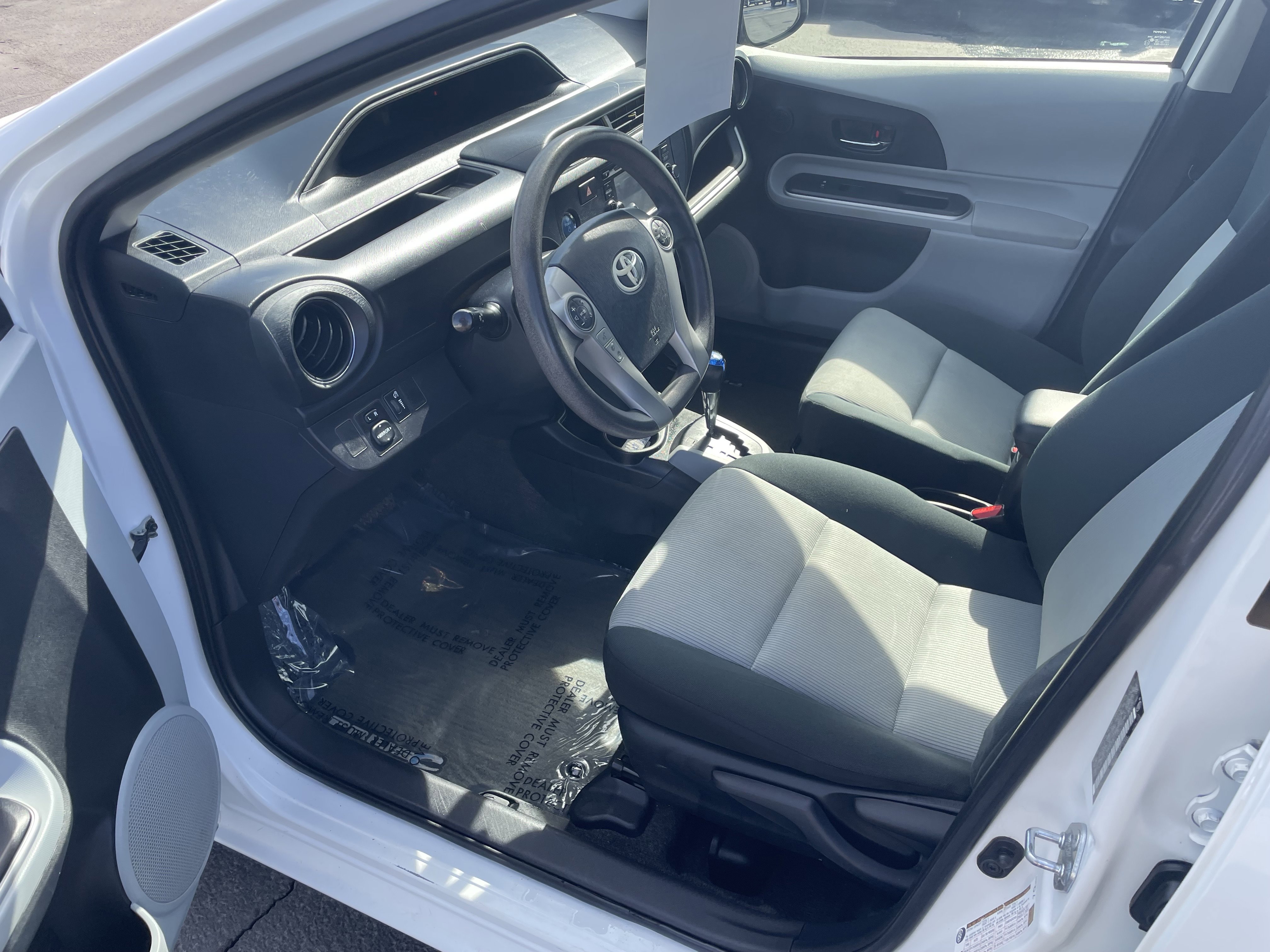 Used 2014 Toyota Prius C Three image 12