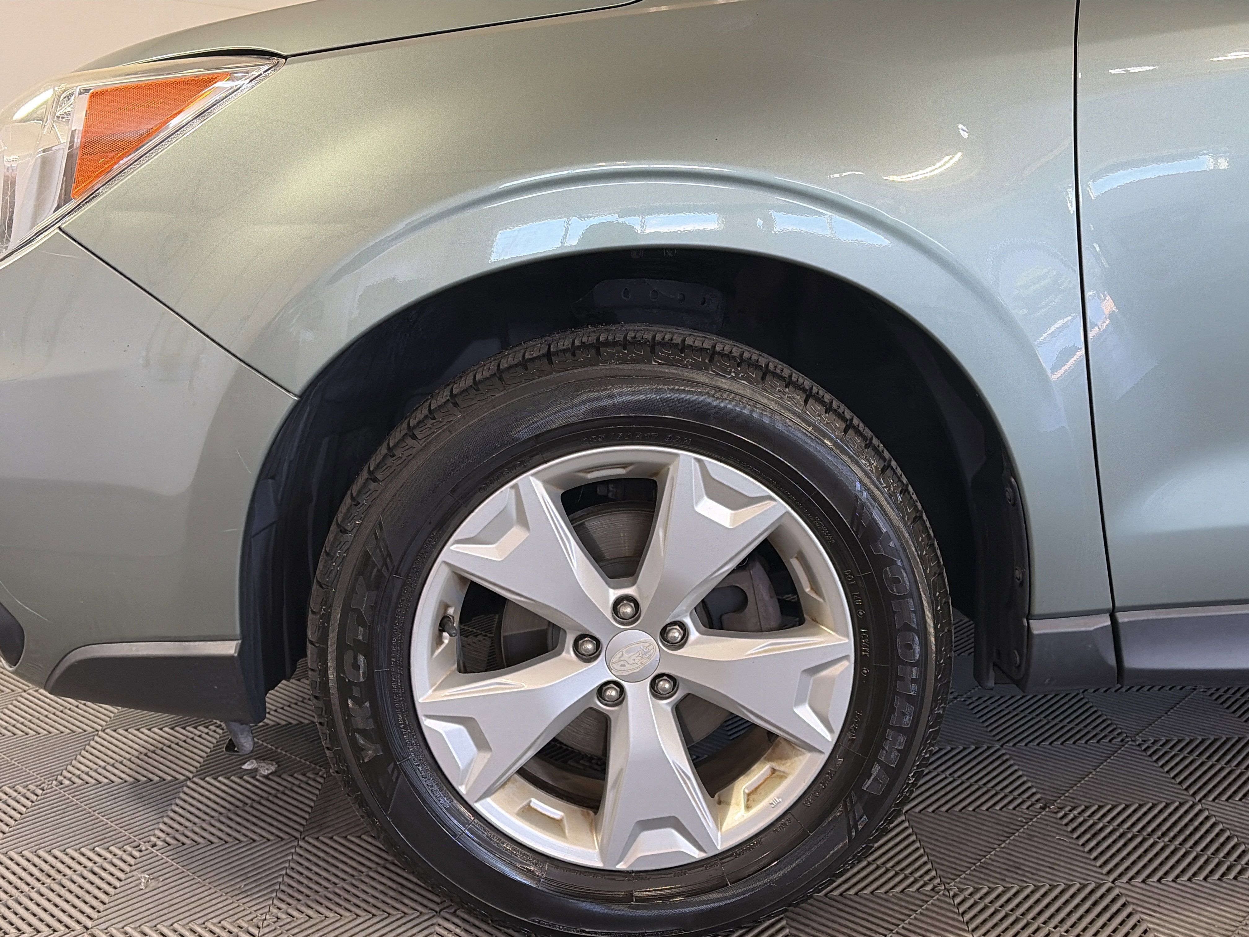 Used 2016 Subaru Forester 2.5i Premium w/ All-Weather Package image 10