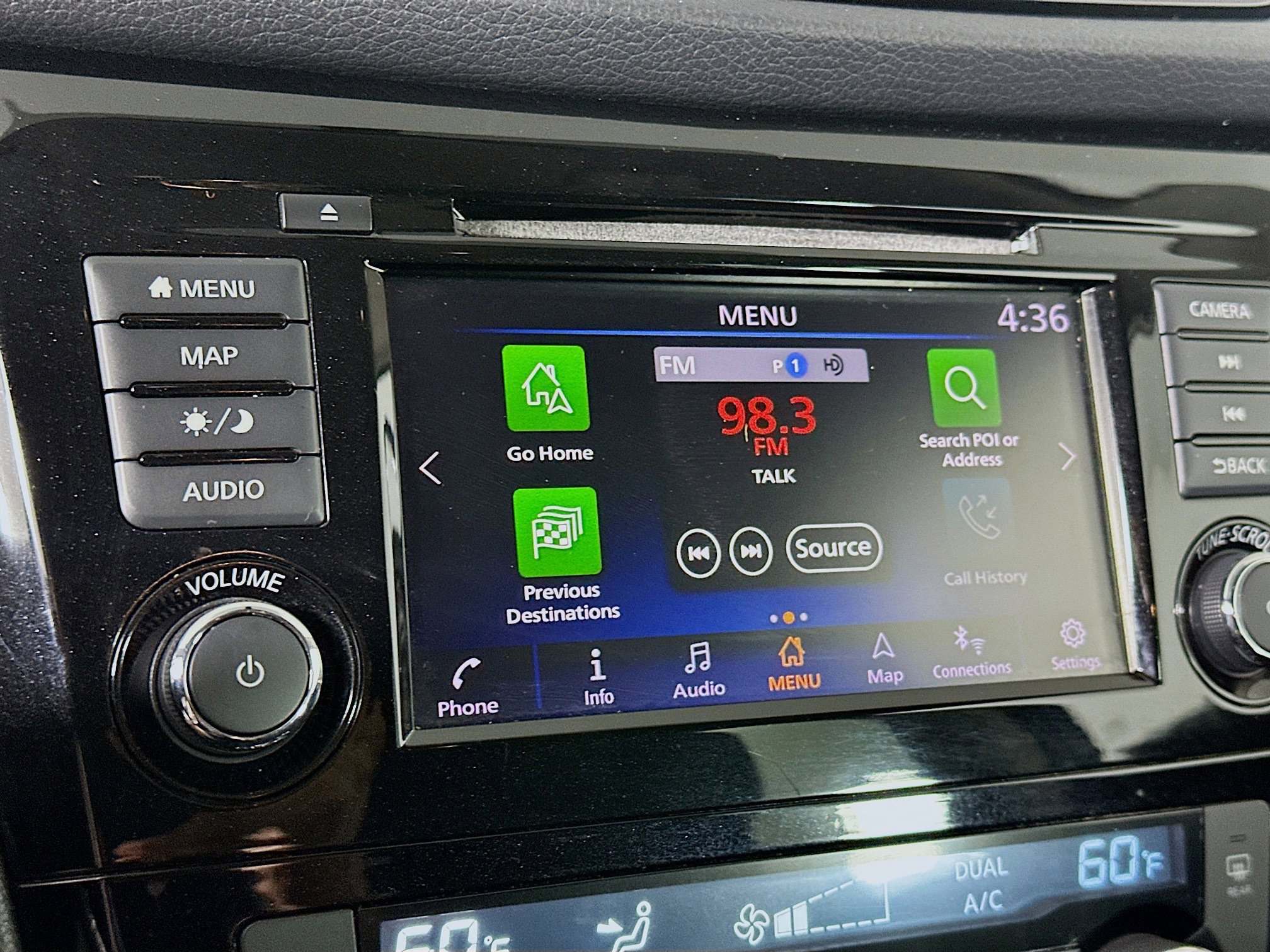 Used 2018 Nissan Rogue SV w/ Premium Package image 19