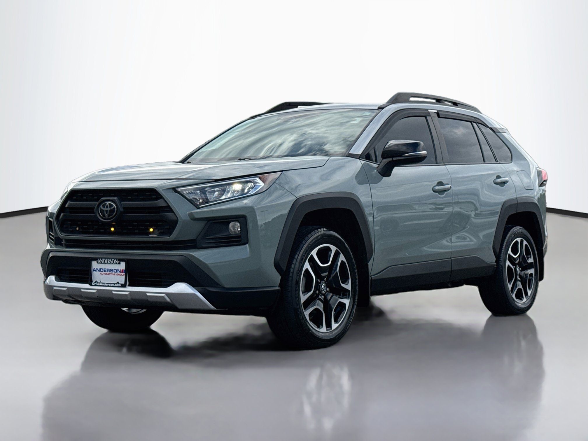 Used 2020 Toyota RAV4 Adventure AWD/4WD image 3