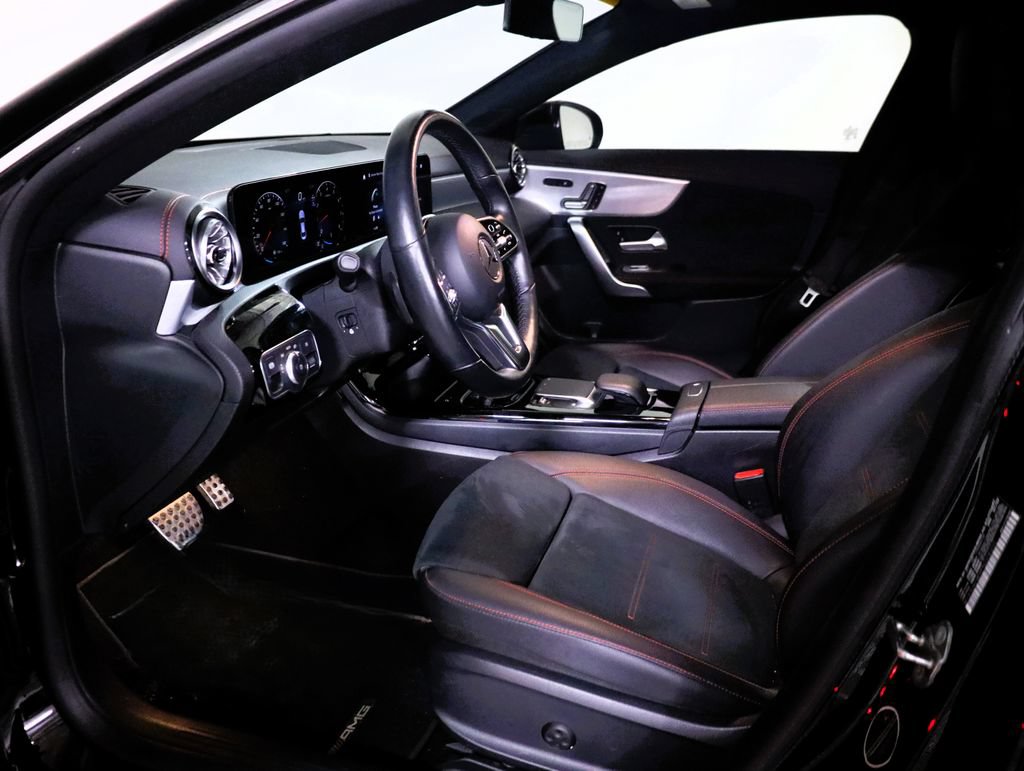 Used 2023 Mercedes-Benz CLA 250 4MATIC image 21