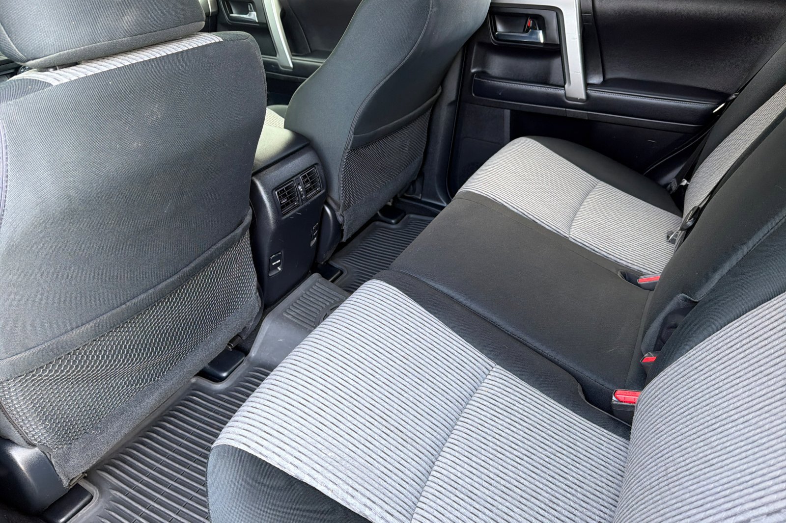 Certified 2018 Toyota 4Runner SR5 image 12