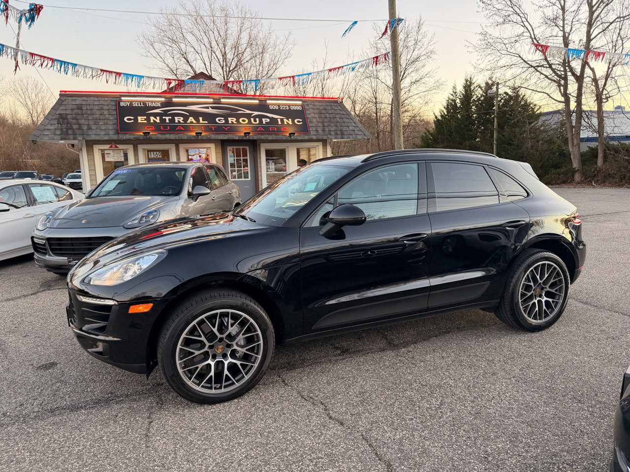 Used 2017 Porsche Macan S image 2