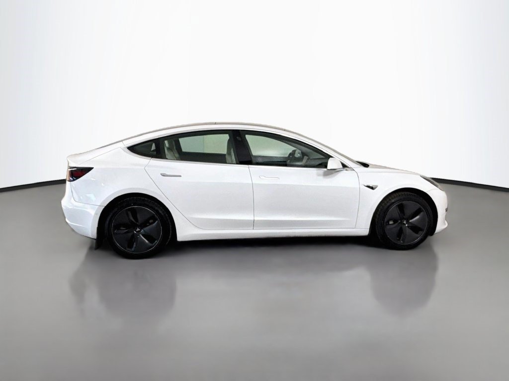 Used 2020 Tesla Model 3 Standard Range Plus RWD image 11