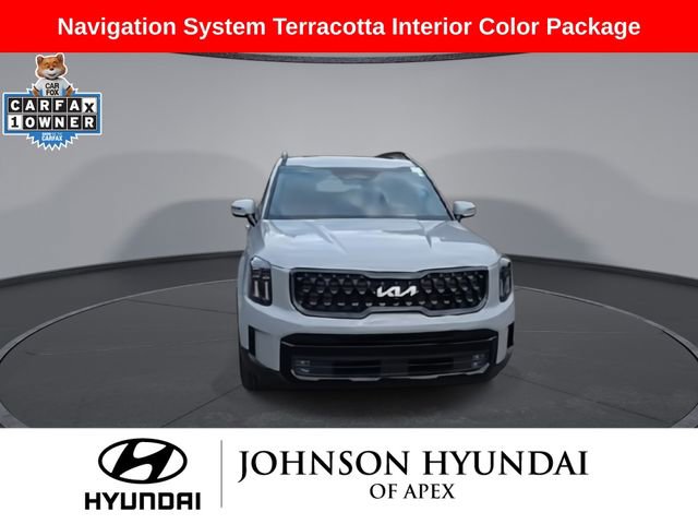 Used 2024 Kia Telluride AWD image 3