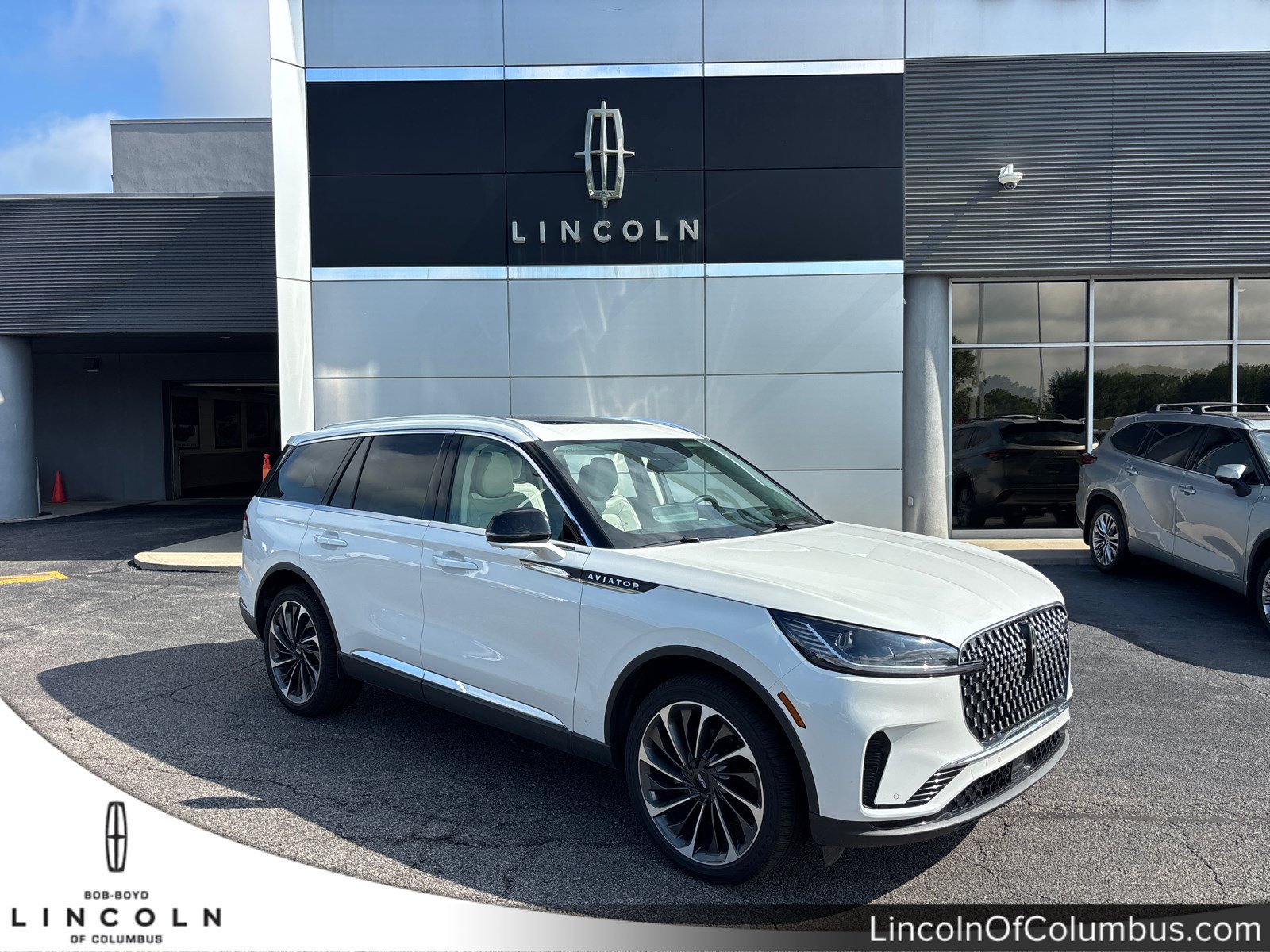 New 2026 Lincoln Aviator Reserve AWD/4WD image 1