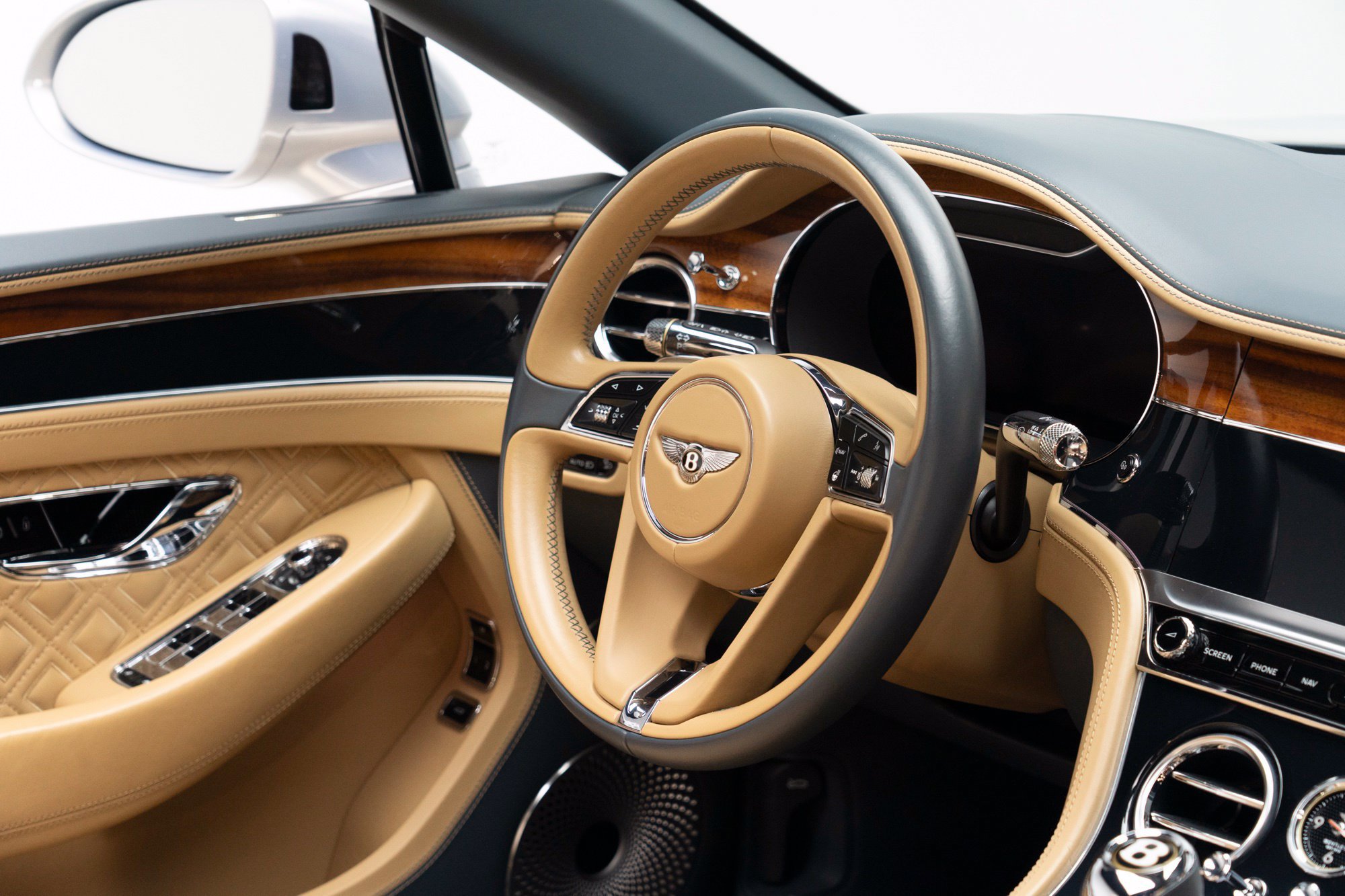 Used 2020 Bentley Continental GT AWD/4WD image 40