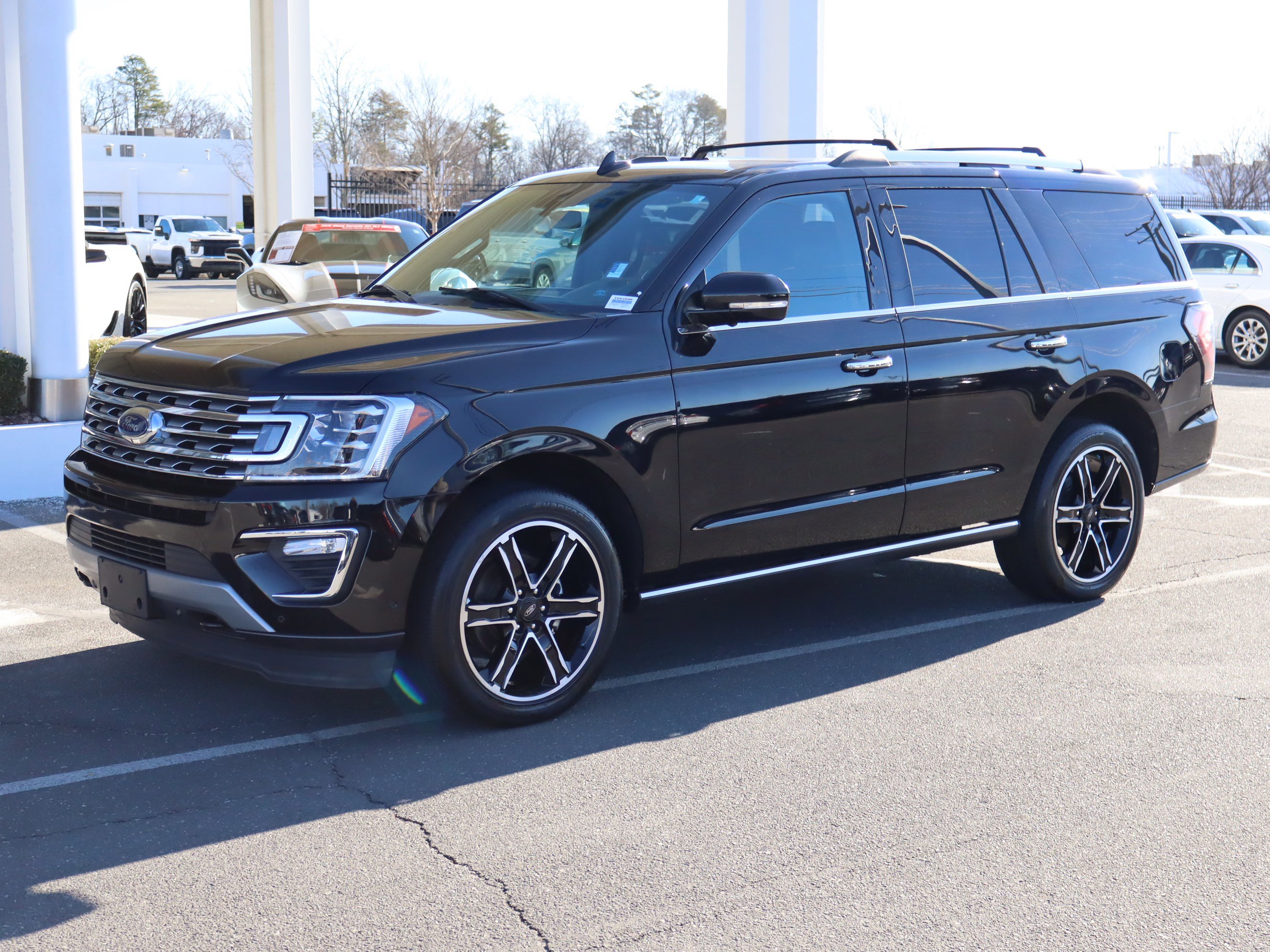 Used 2020 Ford Expedition Limited w/ Special Edition Package image 5