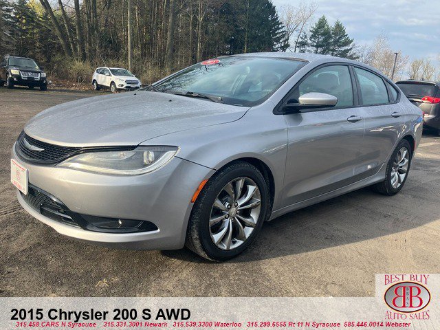Used 2015 Chrysler 200 S w/ Navigation & Sound Group I image 3