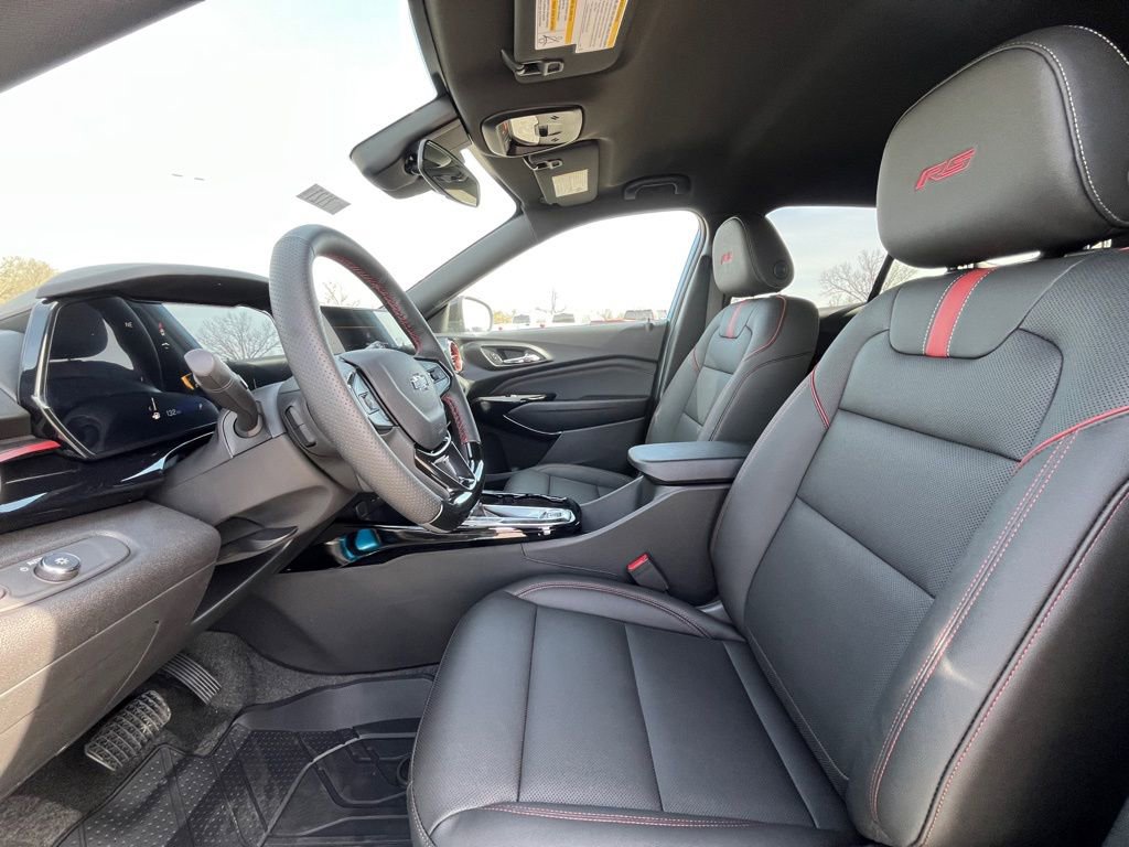 New 2026 Chevrolet Trax RS w/ Driver Confidence Package FWD image 17