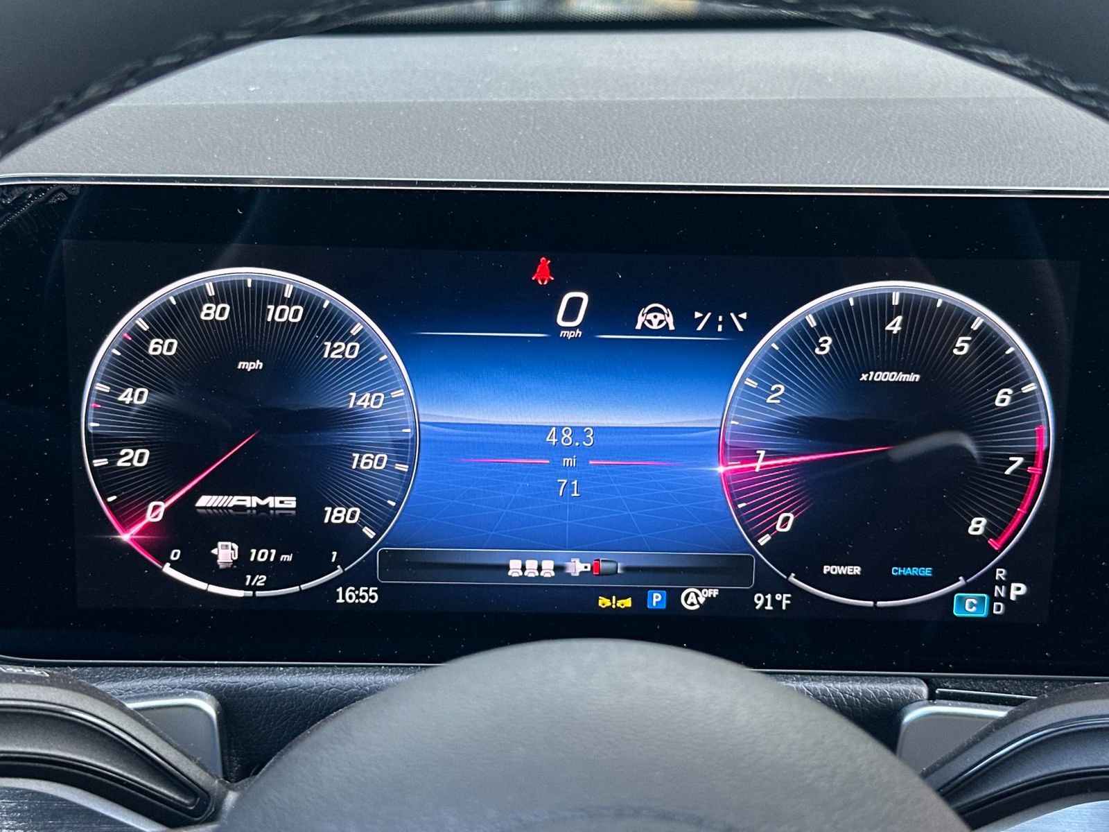 Used 2024 Mercedes-Benz GLB 35 AMG 4MATIC image 29