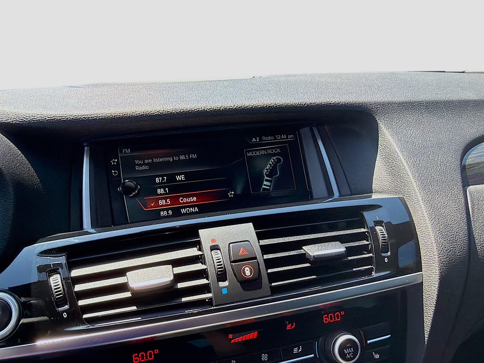 Used 2018 BMW X4 M40i image 12