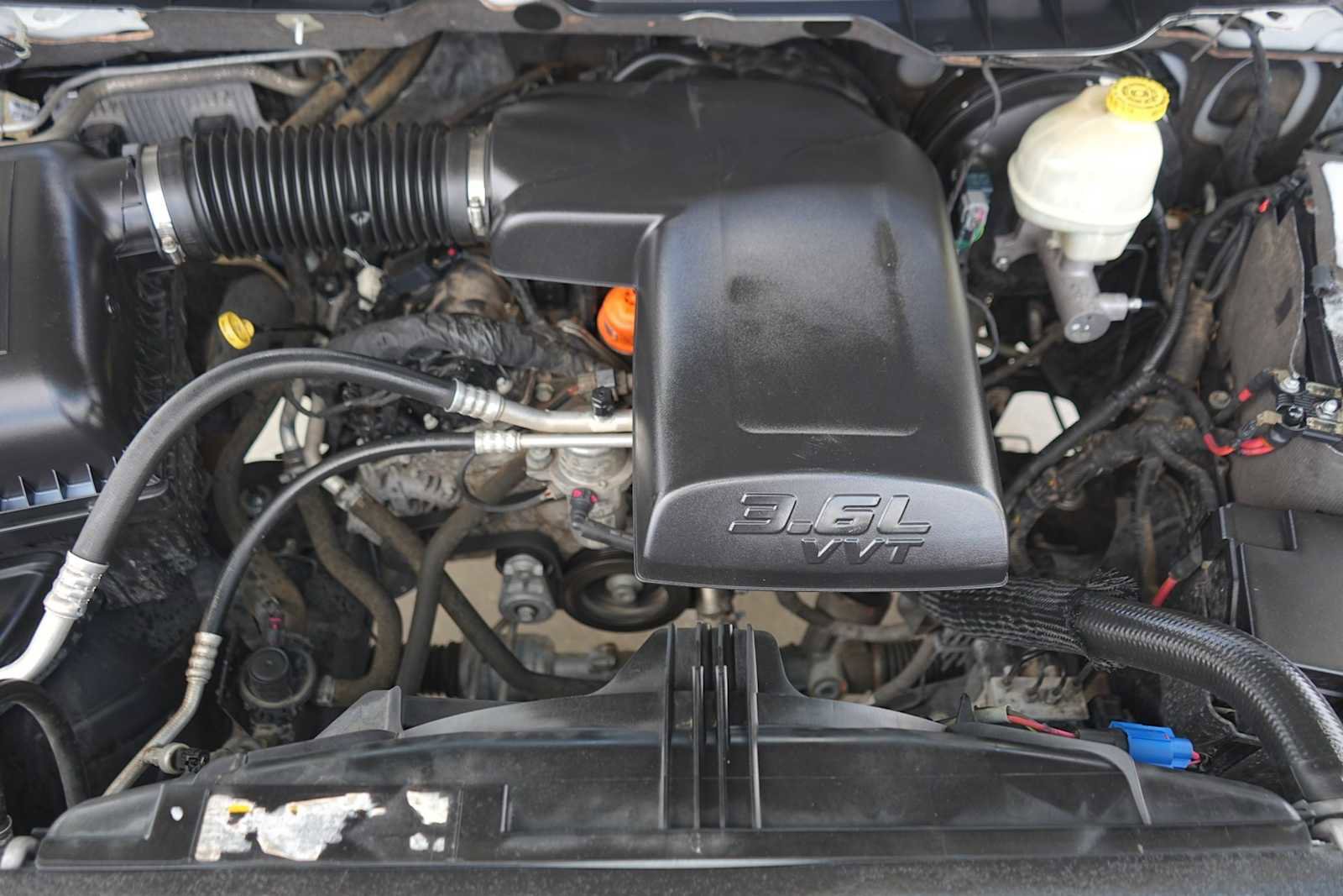 Used 2014 RAM 1500 Classic SLT image 9