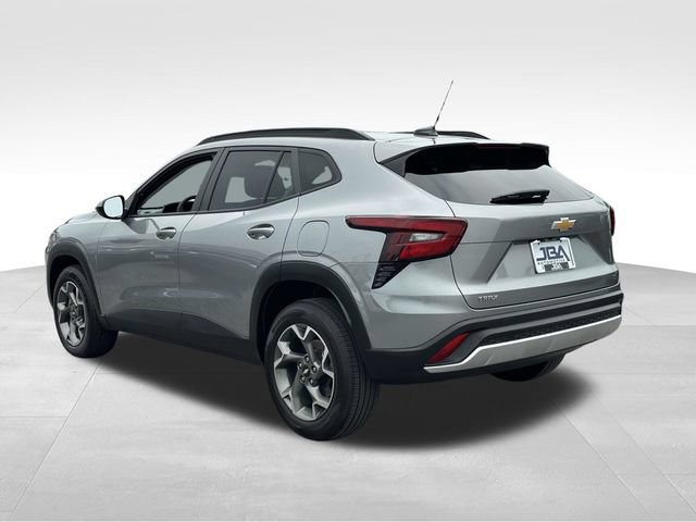 Certified 2024 Chevrolet Trax LT FWD image 25