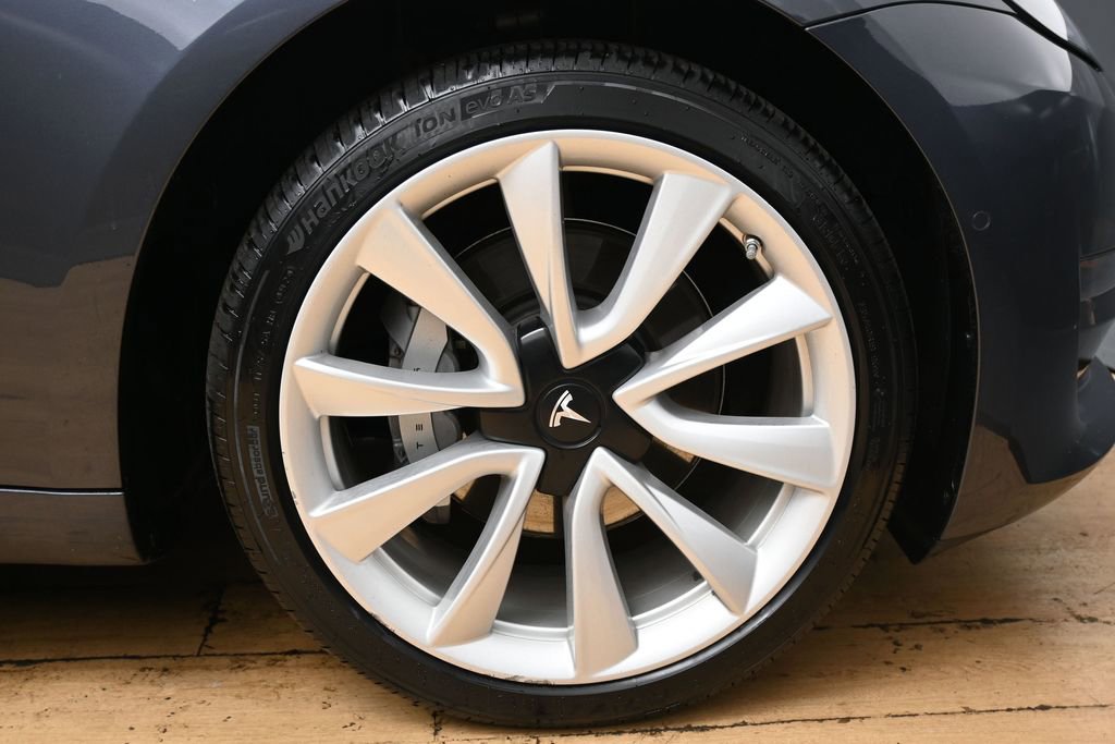 Used 2018 Tesla Model 3 Long Range image 15