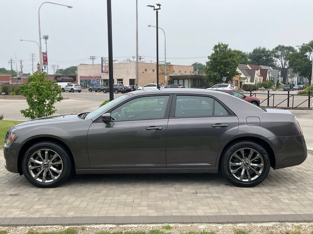 Used 2014 Chrysler 300 S AWD/4WD image 6