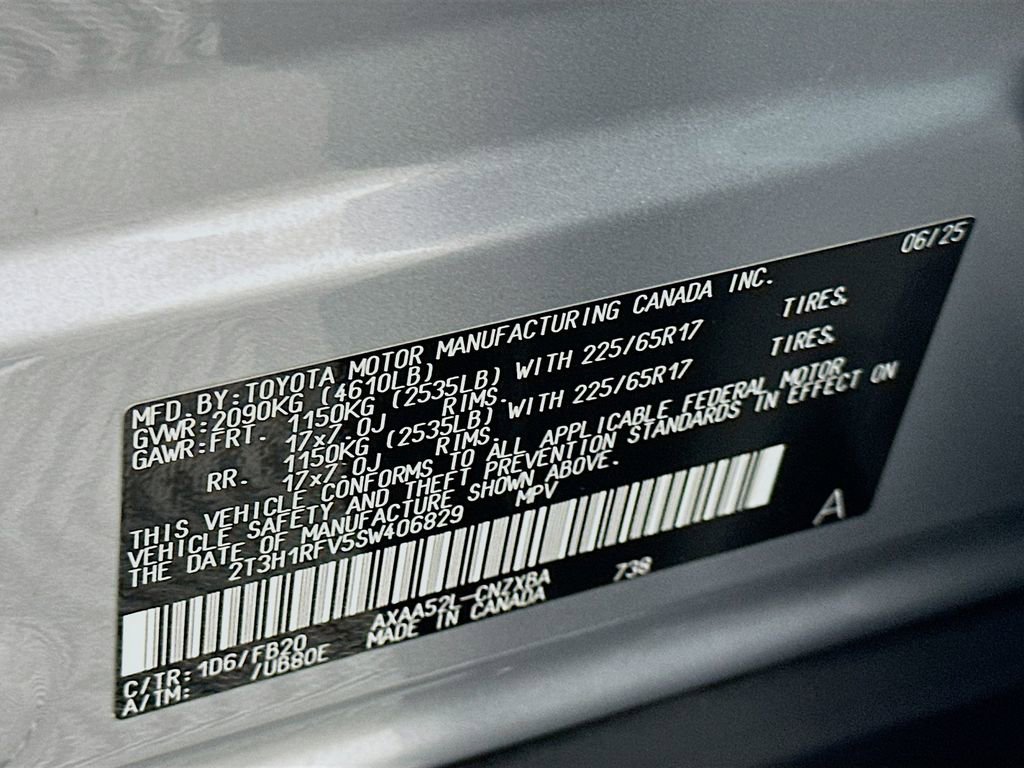 Used 2025 Toyota RAV4 LE image 32