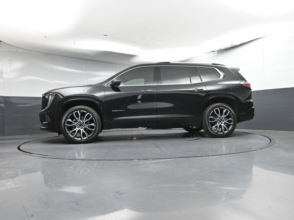 Used 2026 GMC Acadia Denali Ultimate w/ LPO, Floor Liner Package FWD image 33