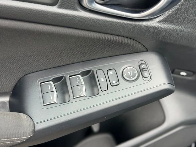 Used 2023 Honda Civic Sport image 18