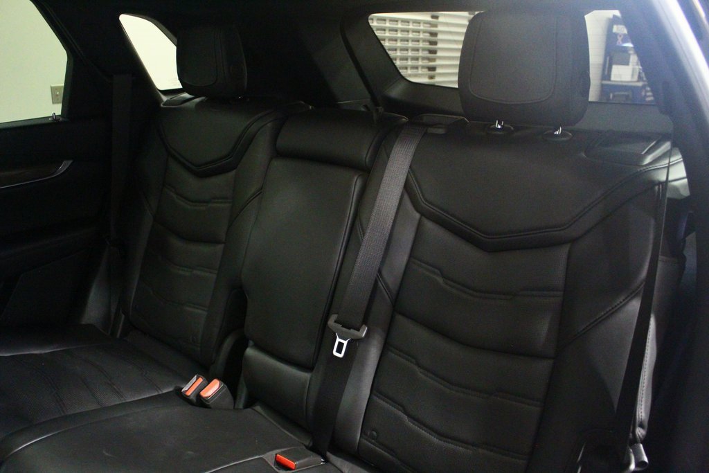 Used 2017 Cadillac XT5 Platinum image 29