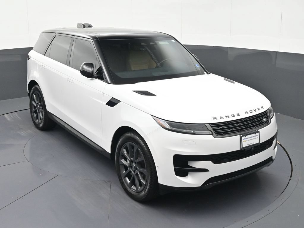 Used 2024 Land Rover Range Rover Sport SE AWD/4WD image 30