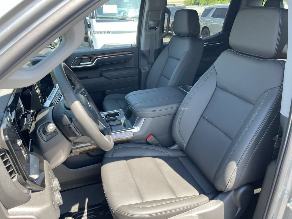 New 2026 Chevrolet Silverado 1500 RST w/ RST All Star Premium Package AWD/4WD image 11
