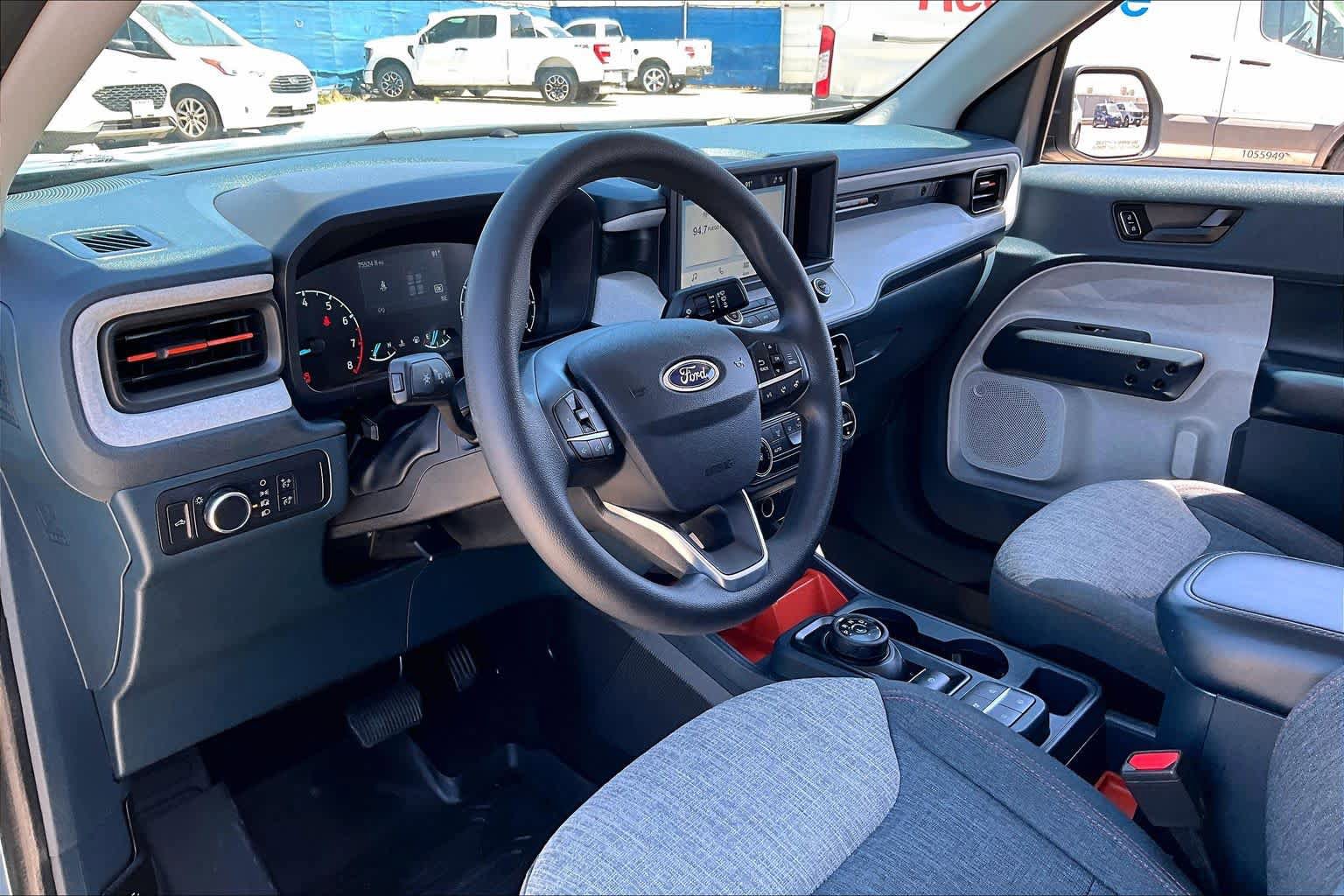 Certified 2022 Ford Maverick XLT FWD image 16