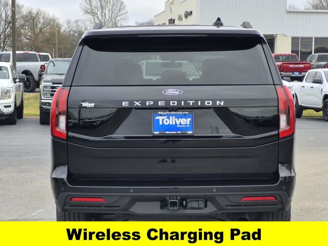 New 2025 Ford Expedition Active RWD image 5
